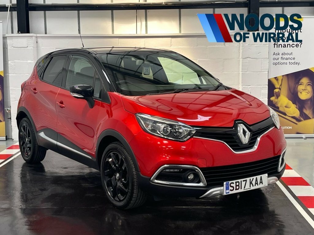 Renault Captur 1.5L Signature Nav Red
