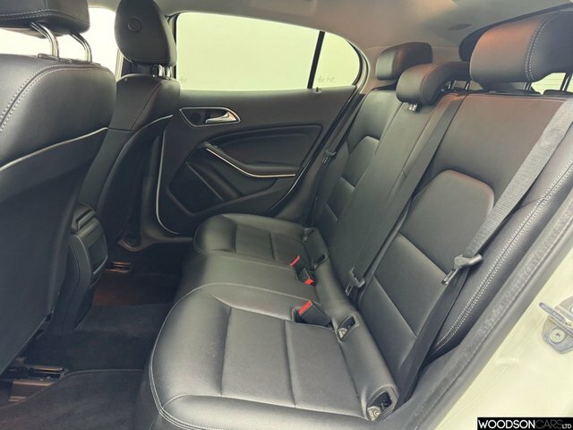 Mercedes-Benz GLA Class 2018 1.6 Gla200 Se Executive Suv 7G-d BF68OHD White #5