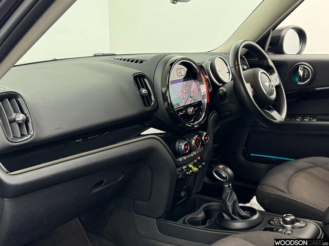 Mini Countryman 2022 1.5 10Kwh Cooper Se Classic Suv Pl FX22GPV Black #3