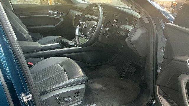 Audi E-tron 2021 50 Technik Suv Quattro 71.2 BP70JUE Blue #3