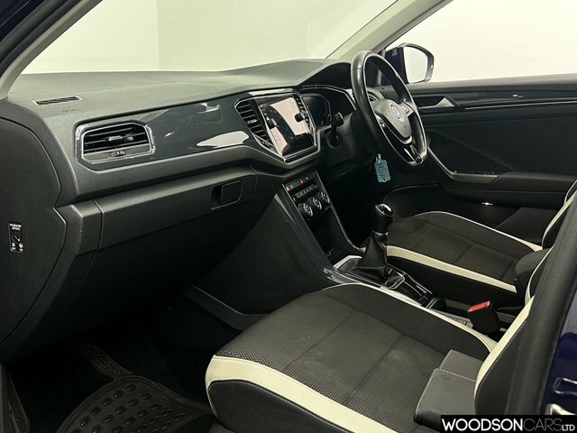 Volkswagen T-Roc 2018 1.0 Tsi Sel Suv Euro 6 Ss VN68UAM Blue #3