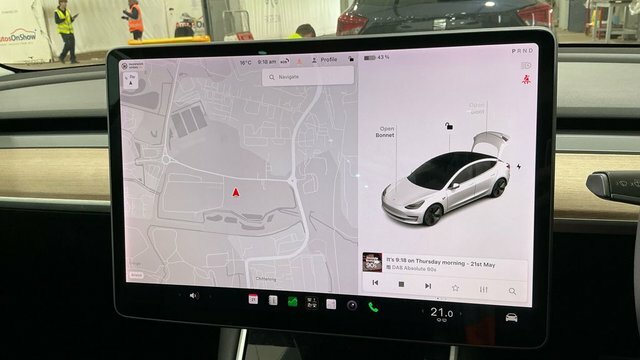 Tesla Model 3 2019 Standard Range Plus Saloon ML69LHT White #6