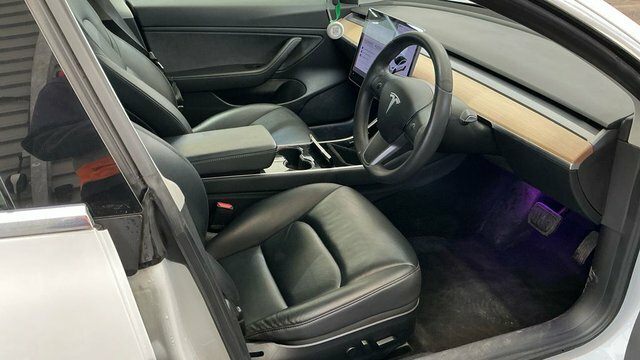 Tesla Model 3 2020 Dual Motor Long Range Saloon A BW69ESU White #3
