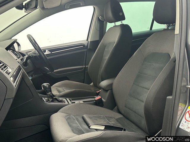 Volkswagen Golf 2018 1.5 Tsi Evo Gt Hatchback Dsg Euro AK18AFX Grey #4