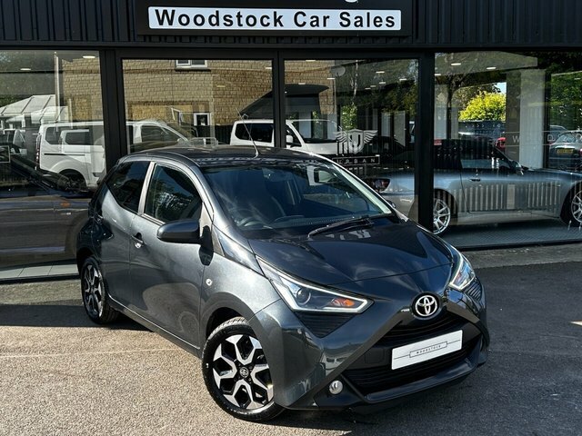 Toyota Aygo Hatchback HY68BTX Grey #3