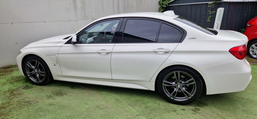 BMW 3 Series 330E M Sport LE18NVB White #5