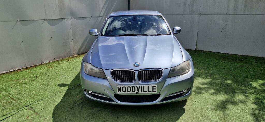 BMW 3 Series 318I Exclusive Edition SL61OJD Blue #2