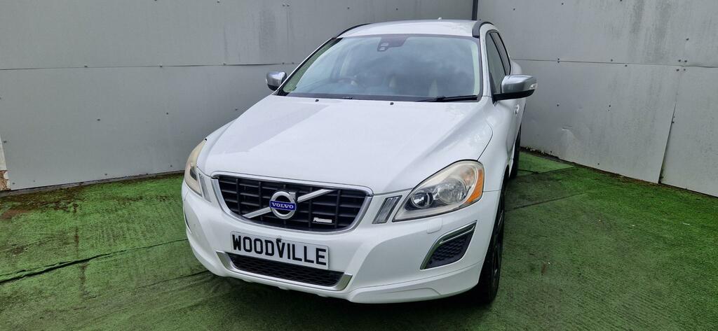 Volvo XC60 D3 163Drive Se White #1