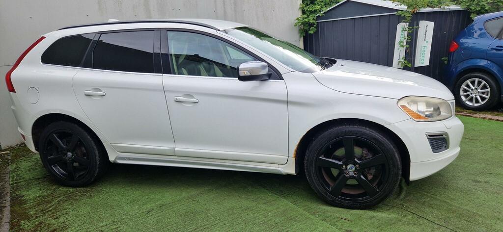 Volvo XC60 D3 163Drive Se White #6