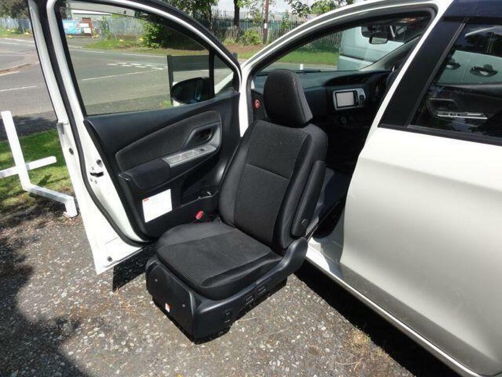 Toyota Vitz Petrol White