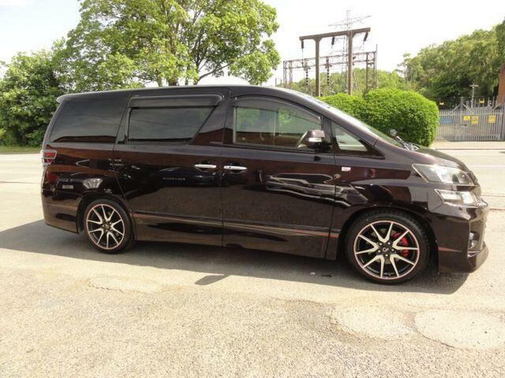 Toyota Vellfire Petrol Purple #4