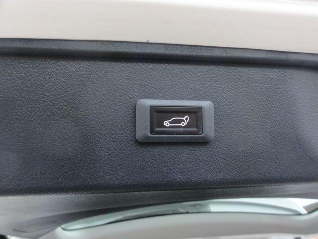 Toyota Vellfire Kit 2.5 White #4