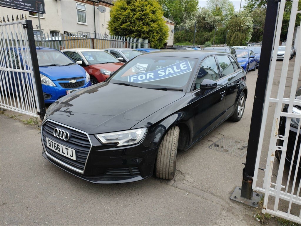 Audi A3 1.6 Tdi Se Sportback Euro 6 Ss BT66LTJ Black #3