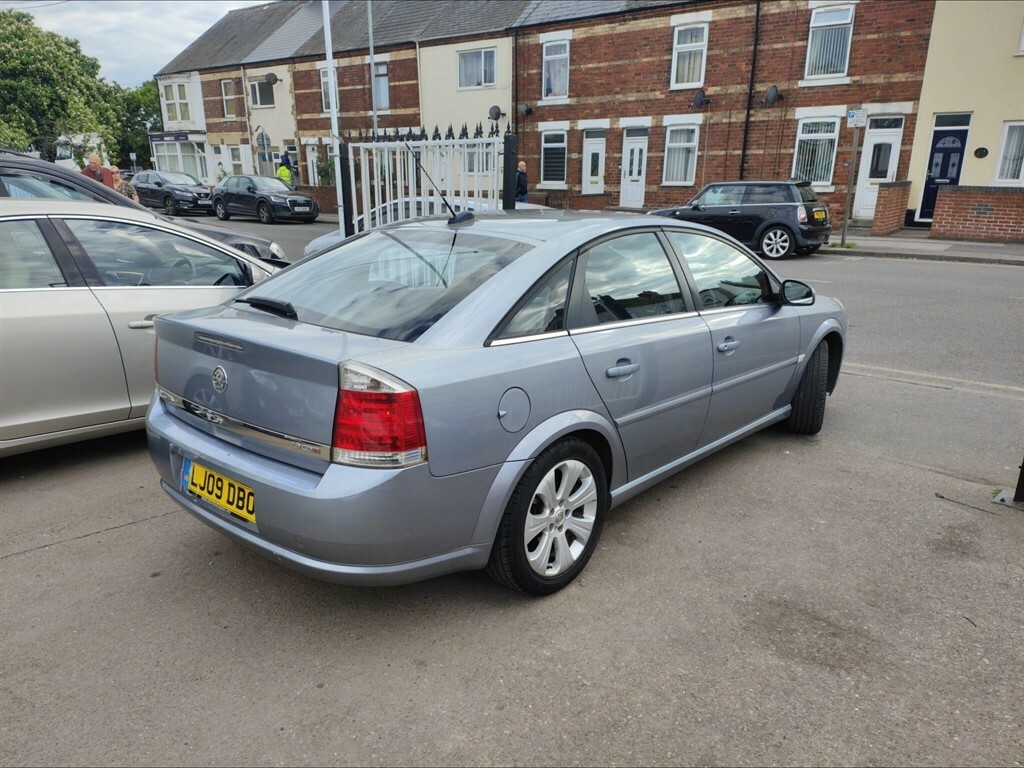 Vauxhall Vectra 1.9 Cdti 16V Exclusiv Silver #6