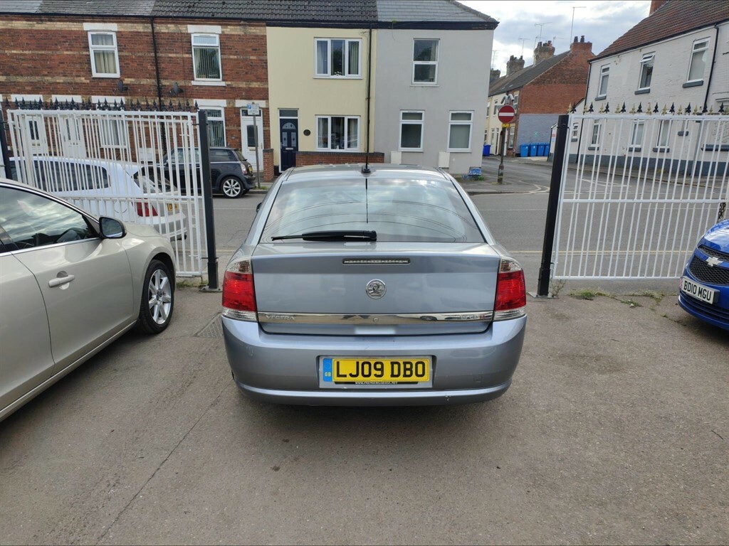 Vauxhall Vectra 1.9 Cdti 16V Exclusiv Silver #3