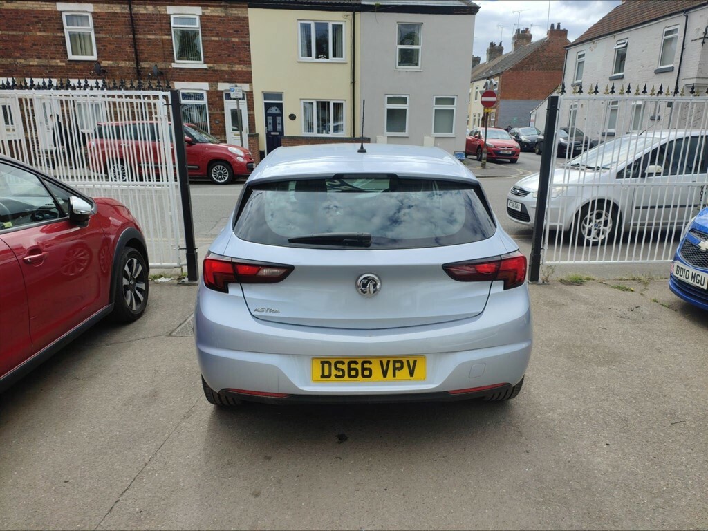 Vauxhall Astra 1.4I Design Euro 6 DS66VPV Silver #6