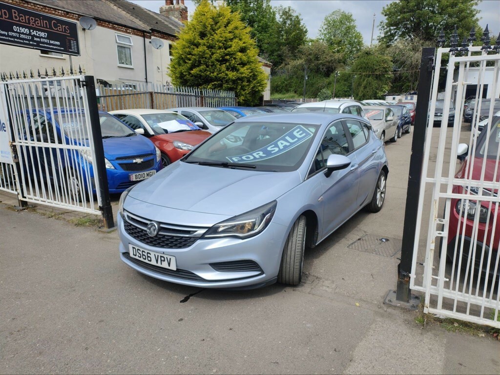 Vauxhall Astra 1.4I Design Euro 6 DS66VPV Silver #3