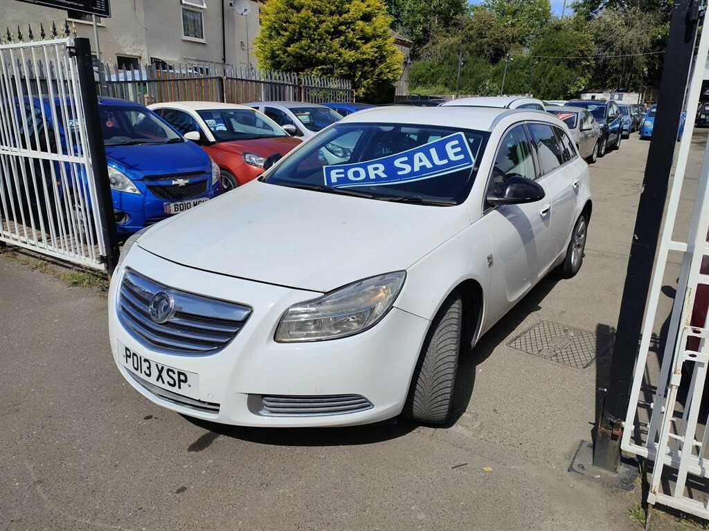 Vauxhall Insignia 2.0 Cdti Se Nav Sports Tourer Euro 5 White #3