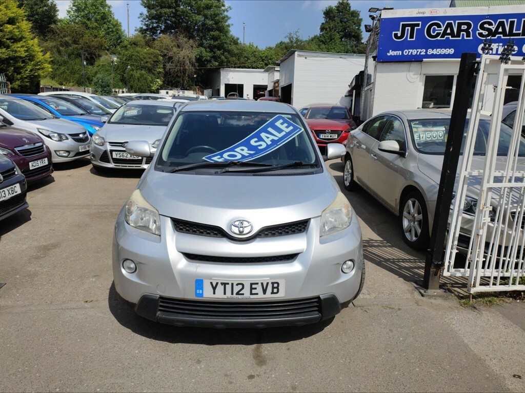 Toyota Urban Cruiser 1.4 D-4d 4Wd Euro 5 Silver #2