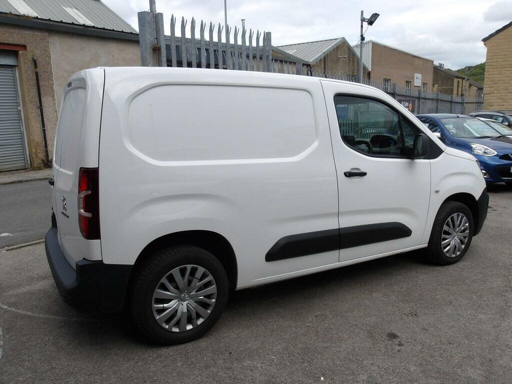Peugeot Partner 1.5 Bluehdi 1000 Professional Standard Panel Van S NY21EUT White #3