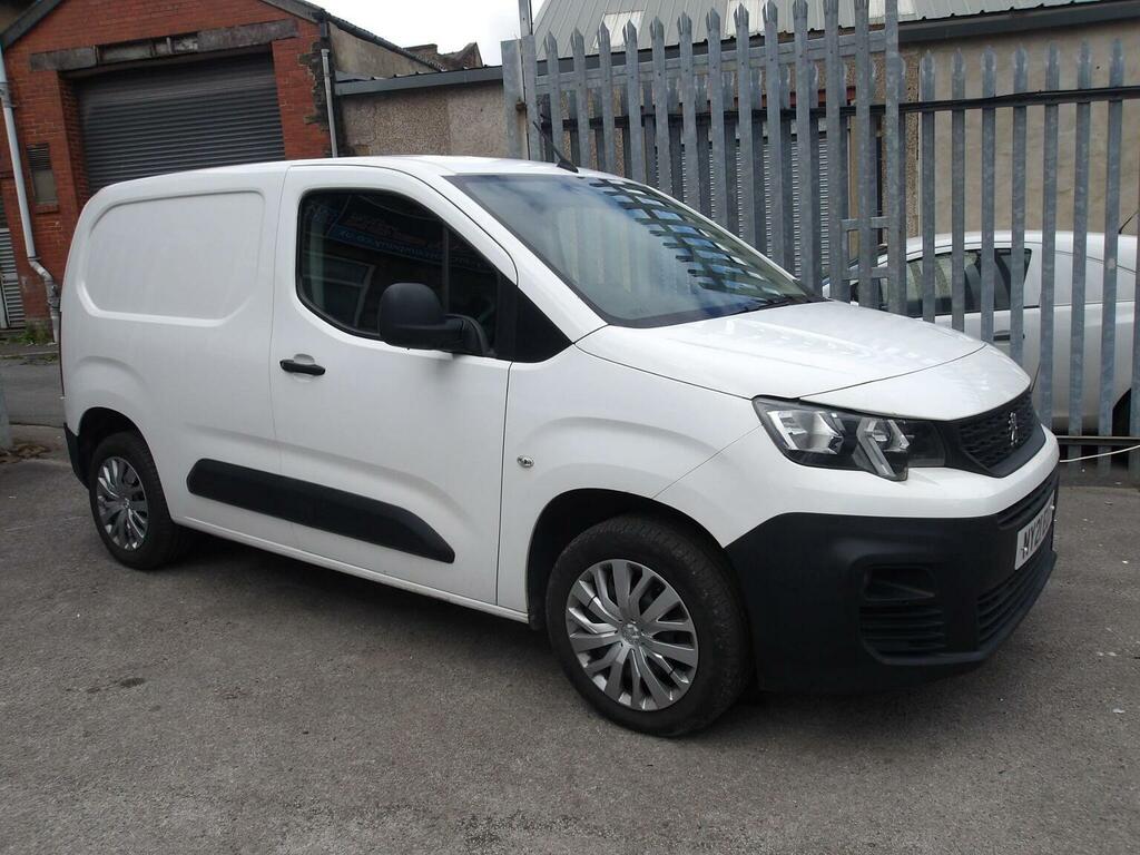 Peugeot Partner 1.5 Bluehdi 1000 Professional Standard Panel Van S White
