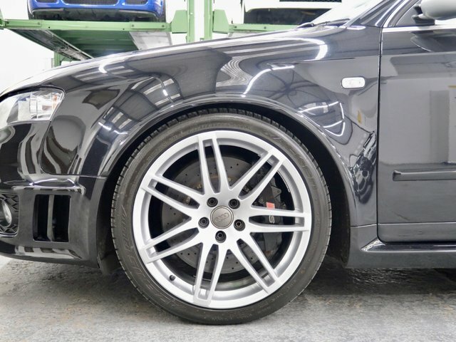 Audi RS4 Saloon 4.2 Quattro Grey #39