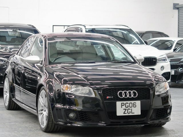 Audi RS4 Quattro 4dr Black #5