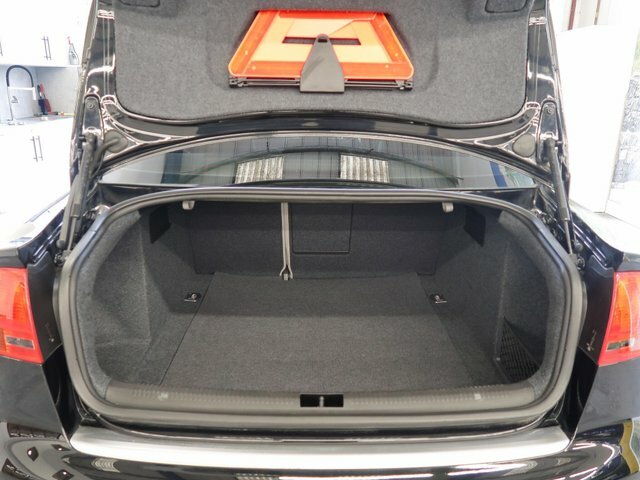 Audi RS4 Saloon 4.2 Quattro Grey #36