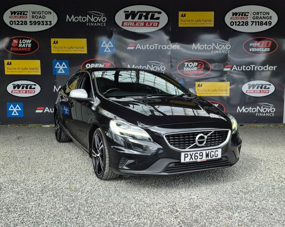Volvo V40 2L R-design Edition PX69WGG Black #4