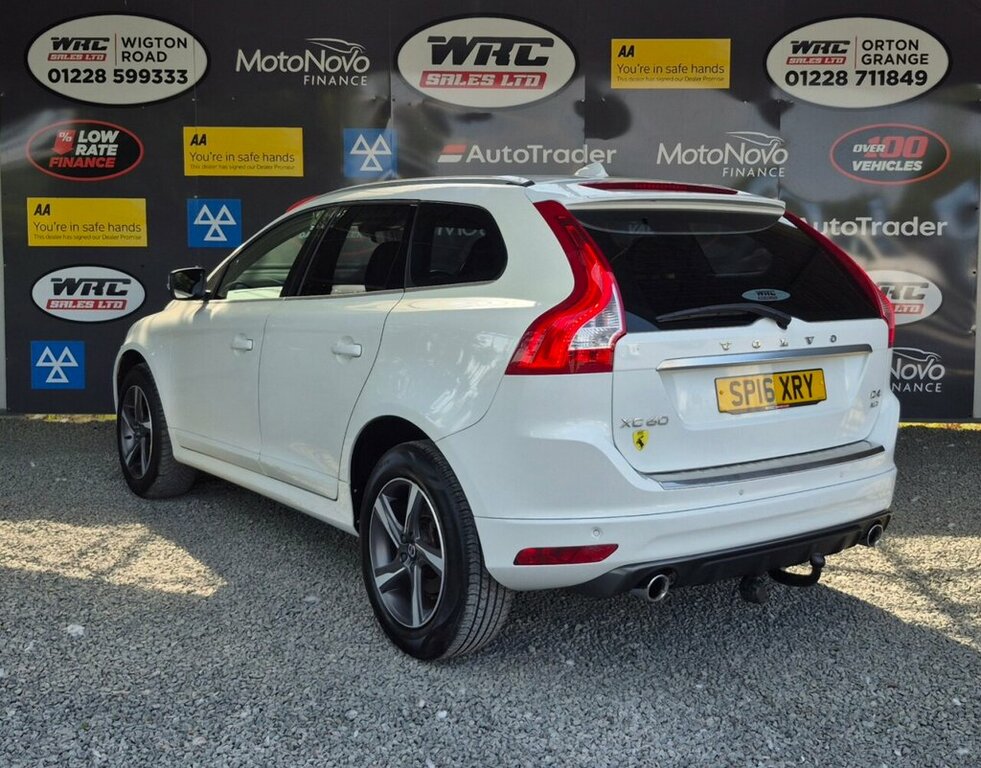 Volvo XC60 2.4L R-design Lux Nav SP16XRY White #3