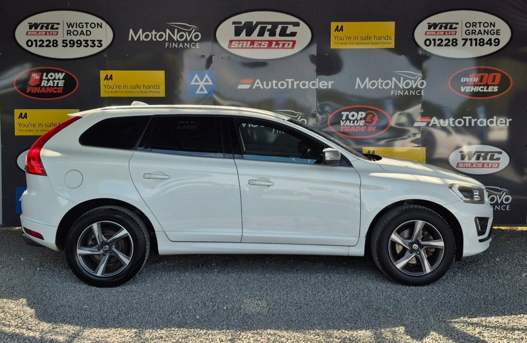 Volvo XC60 2.4L R-design Lux Nav SP16XRY White #5