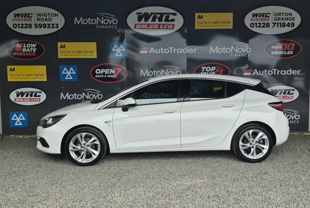 Vauxhall Astra 1.2L Sri Nav FE70ZBV White #2