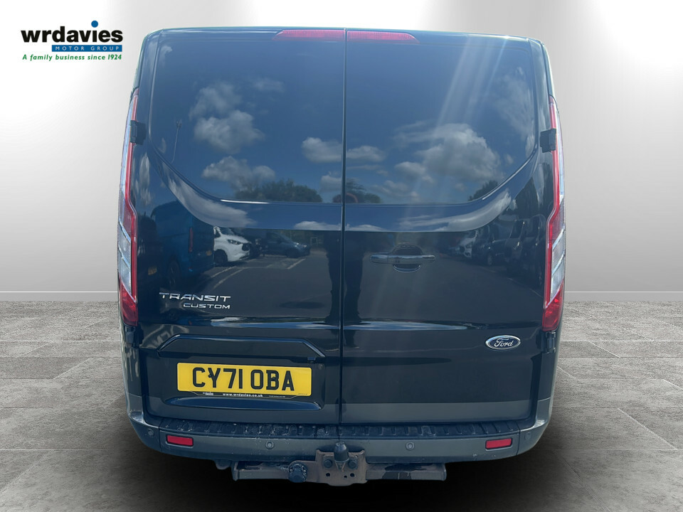 Ford Transit Custom 2.0D Ecoblue 130Ps Low Roof Active Van CY71OBA Black #6