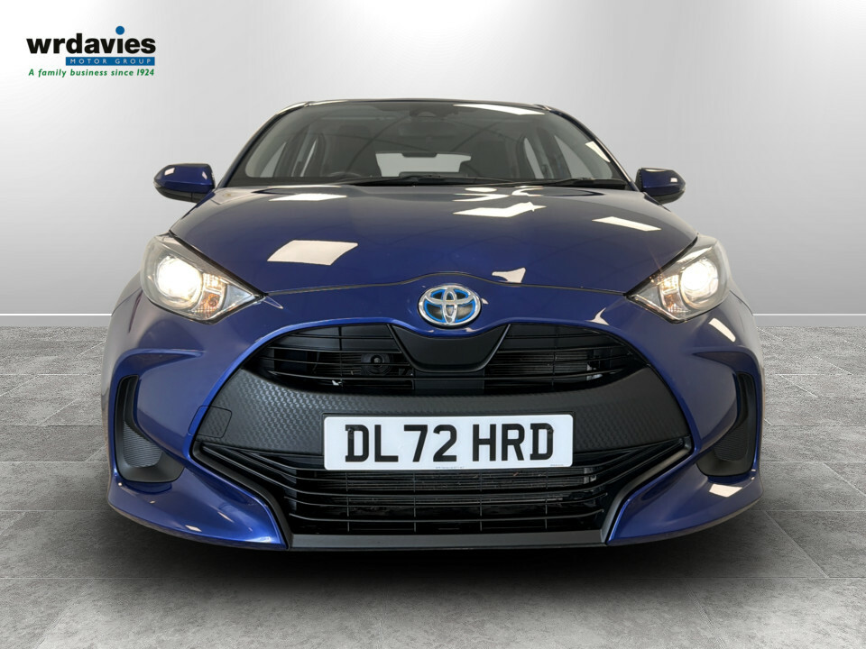 Toyota Yaris 1.5 Hybrid Icon Cvt DL72HRD Blue #2