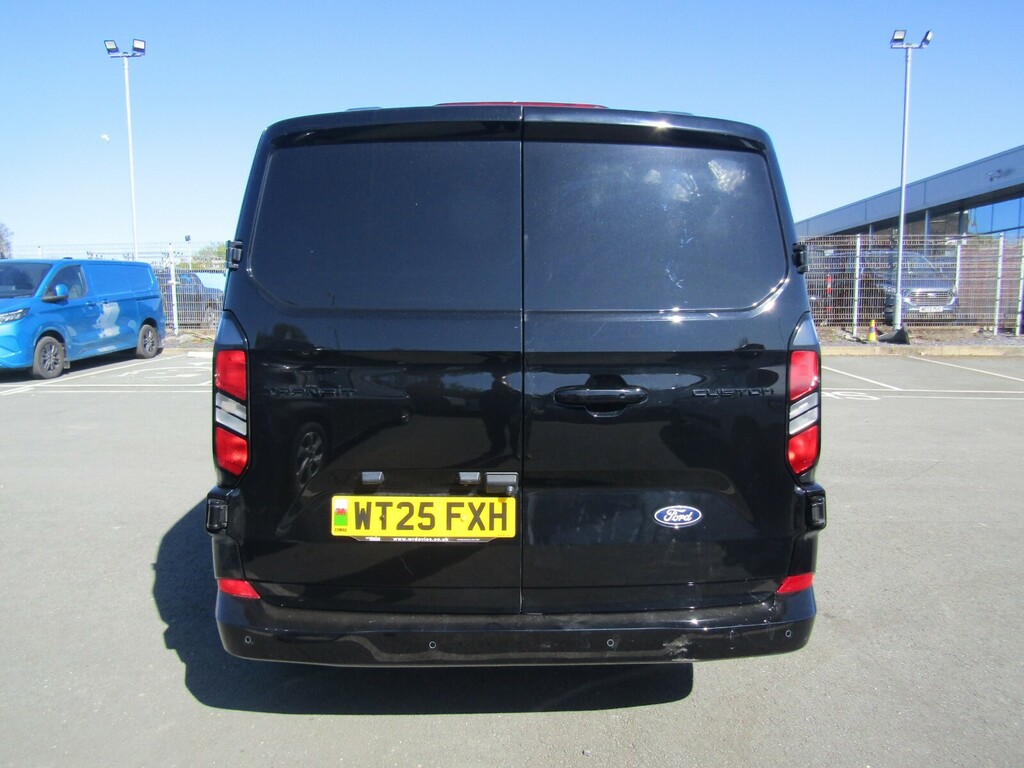 Ford Transit Custom 2.0D Ecoblue 136Ps H1 Double Cab Van Limited WT25FXH Black #5