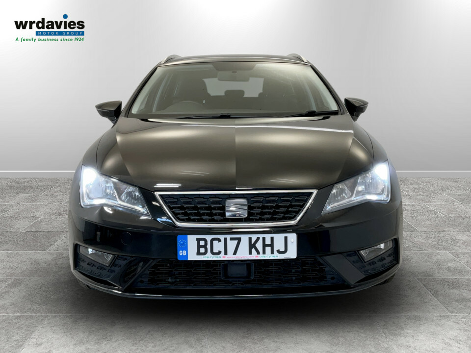 Seat Leon 1.6 Tdi Se Dynamic Technology Black #2