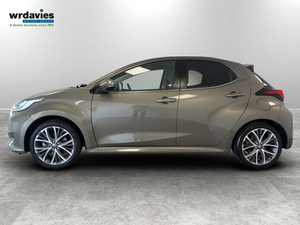 Toyota Yaris 1.5 Hybrid Excel Cvt DW23FYF Brown #4