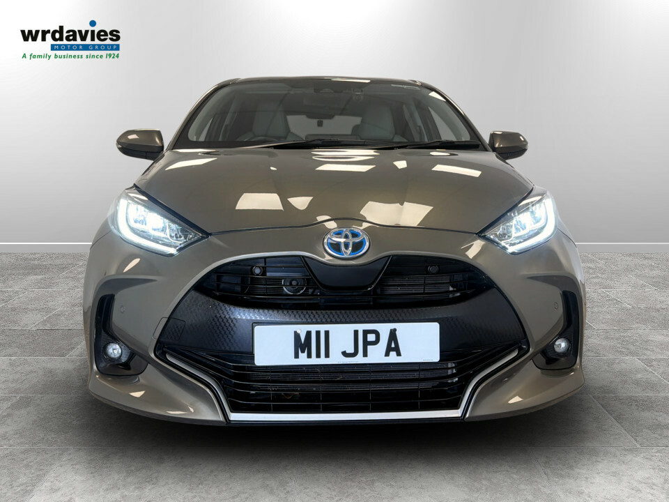 Toyota Yaris 1.5 Hybrid Excel Cvt DW23FYF Brown #2