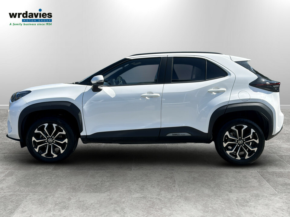 Toyota Yaris Cross 1.5 Hybrid Design Cvt CX73YKD White #4