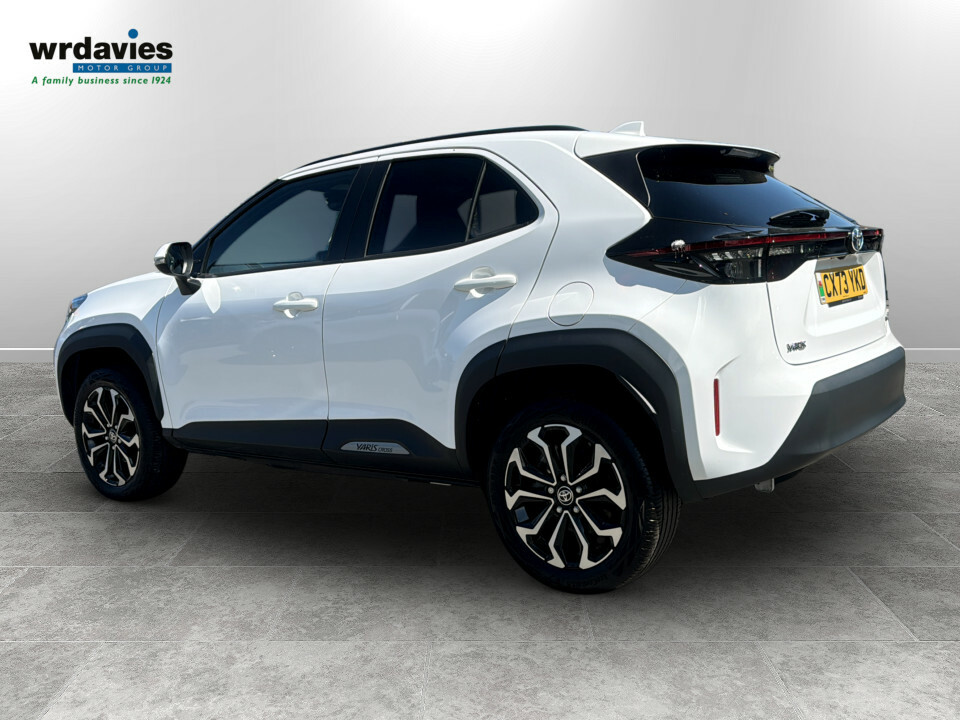 Toyota Yaris Cross 1.5 Hybrid Design Cvt CX73YKD White #5
