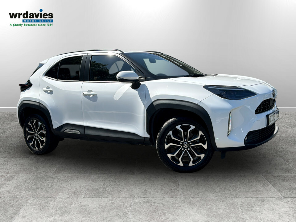 Toyota Yaris Cross 1.5 Hybrid Design Cvt White