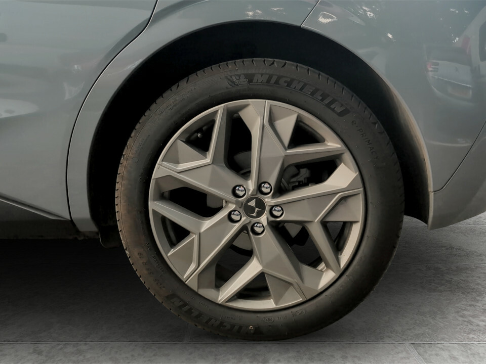 DS  C20 Commerce Pro Swb 150 Ps 1.5 Tsi Ehybrid 6Sp Ds Grey #15