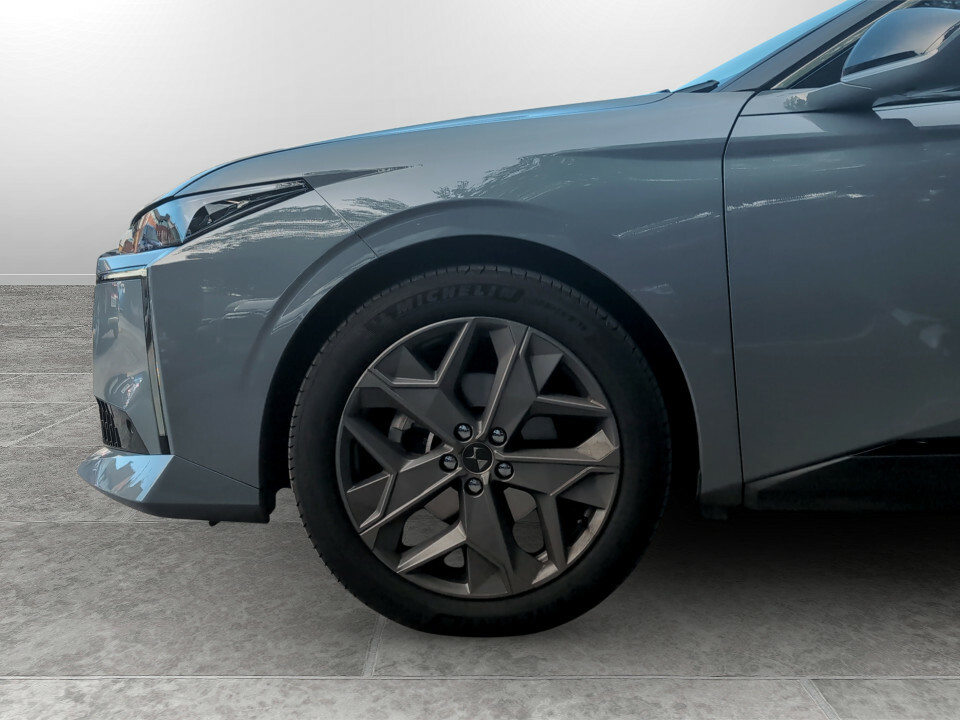 DS  C20 Commerce Pro Swb 150 Ps 1.5 Tsi Ehybrid 6Sp Ds Grey #16