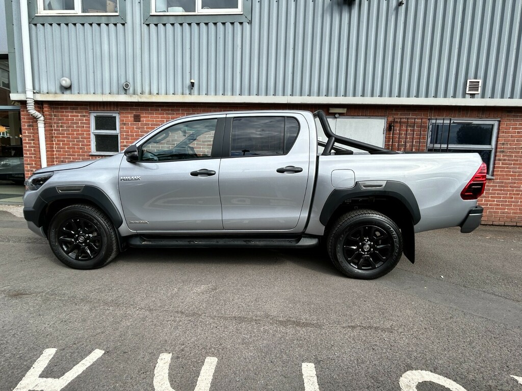 Toyota HILUX Invincible X Dcab Pick Up 2.8 D 48V DV75WPT Silver #6