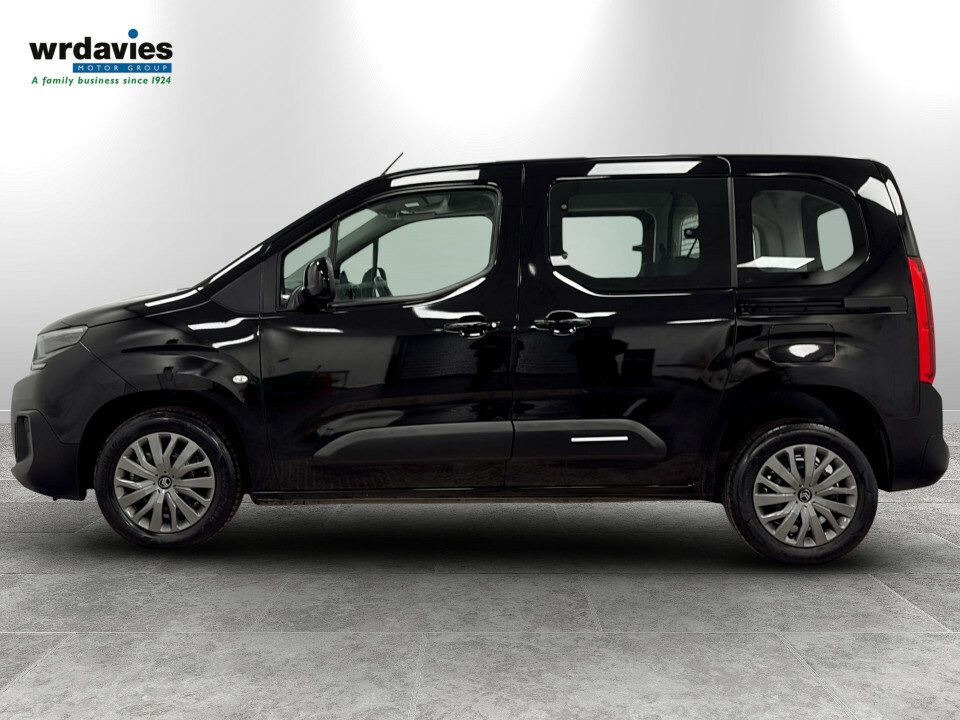 Citroen Berlingo 1.2 Puretech 110Ps Plus 5 Seat Green #4