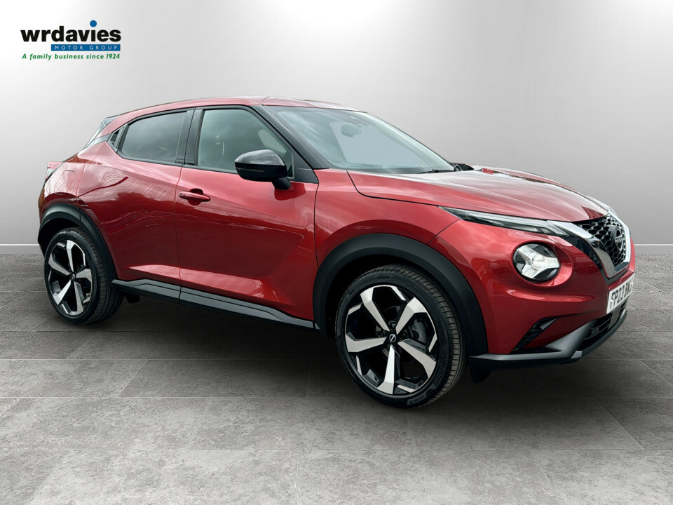 Nissan Juke 1.0 Dig-t 114 Tekna Red