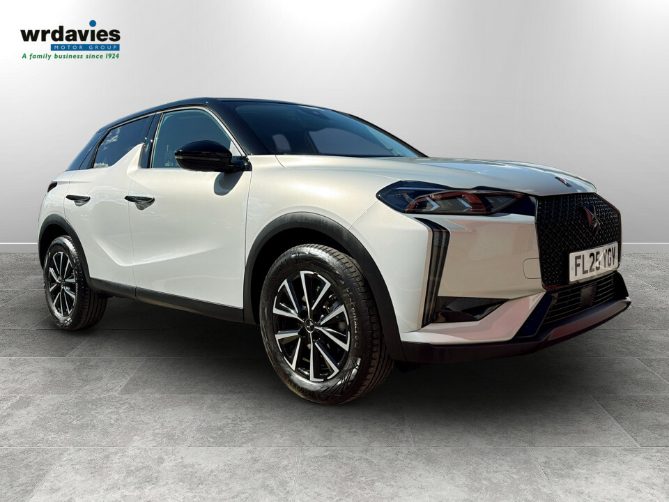 DS DS 3 1.2 Hybrid 136 Performance Line E-dsc Beige
