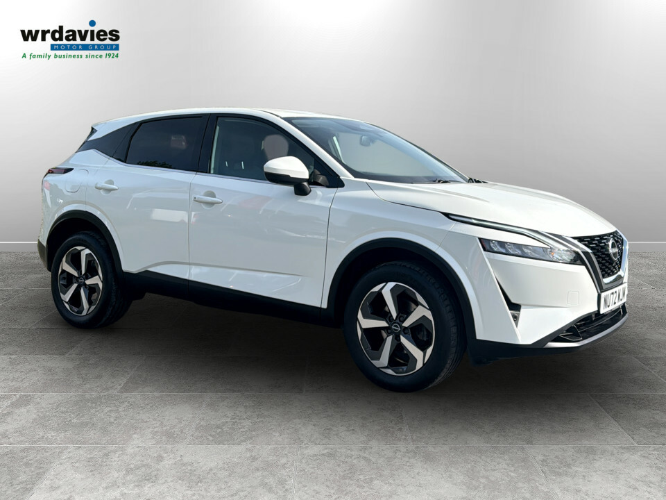 Nissan Qashqai 1.3 Dig-t Mh 158 N-connecta Xtronic White