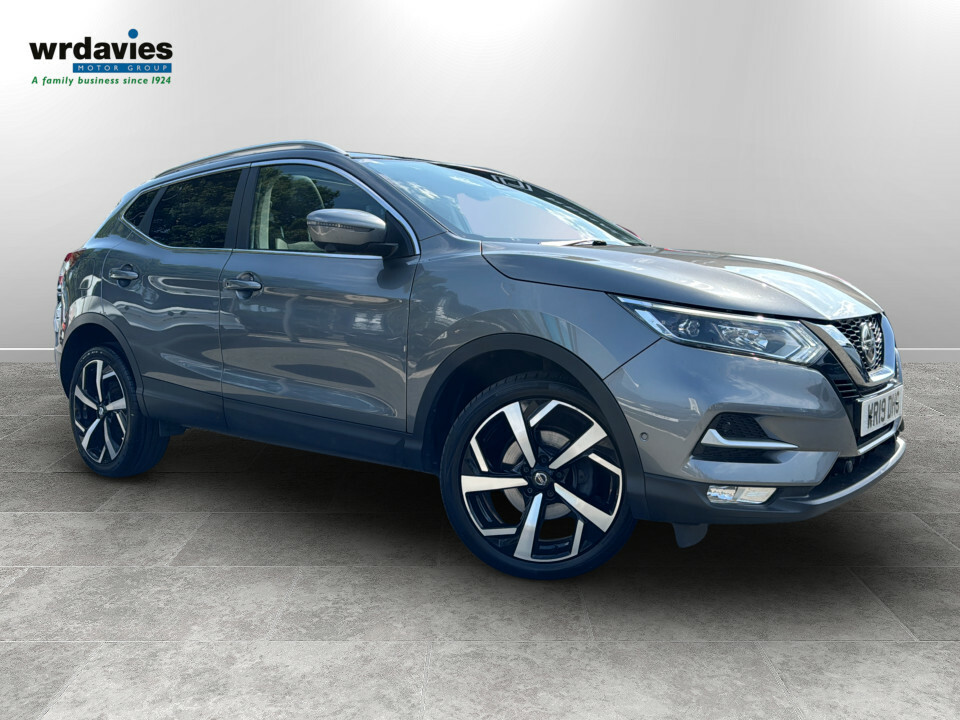 Nissan Qashqai 1.3 Dig-t Tekna Silver