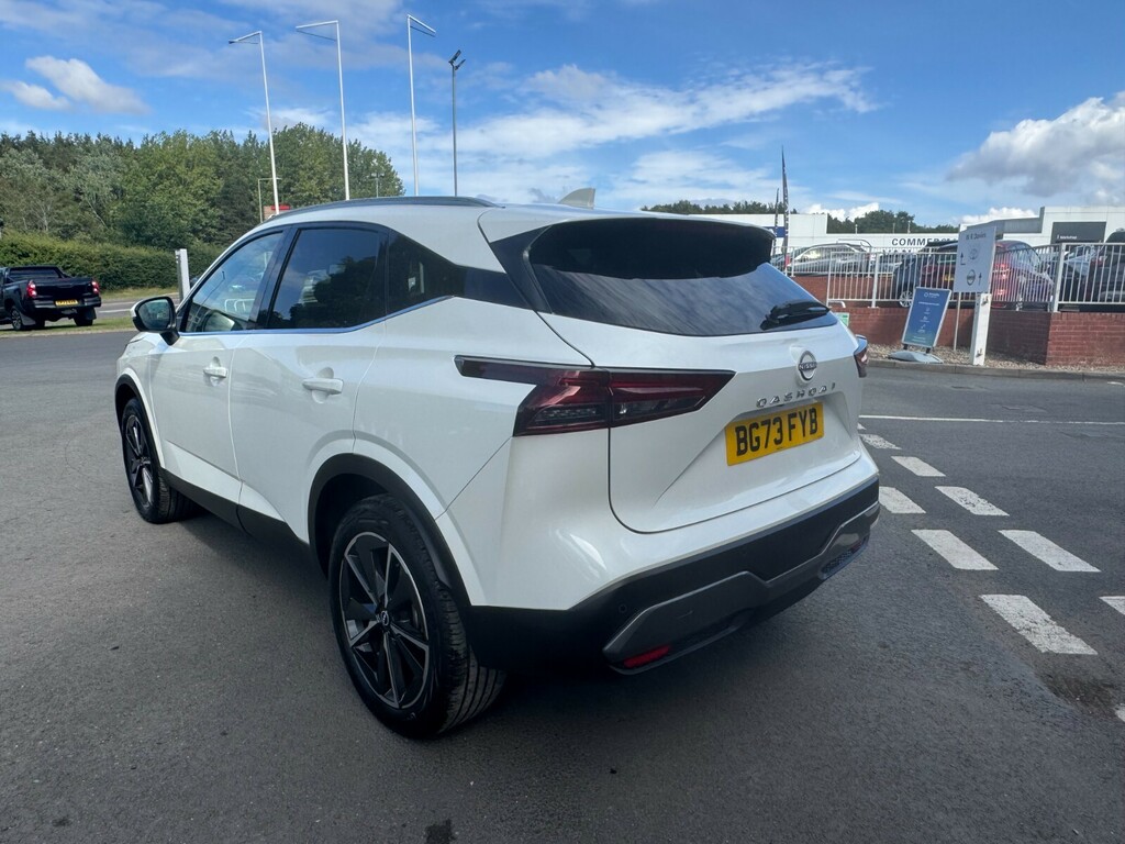 Nissan Qashqai 1.3 Dig-t Mh Tekna White #6